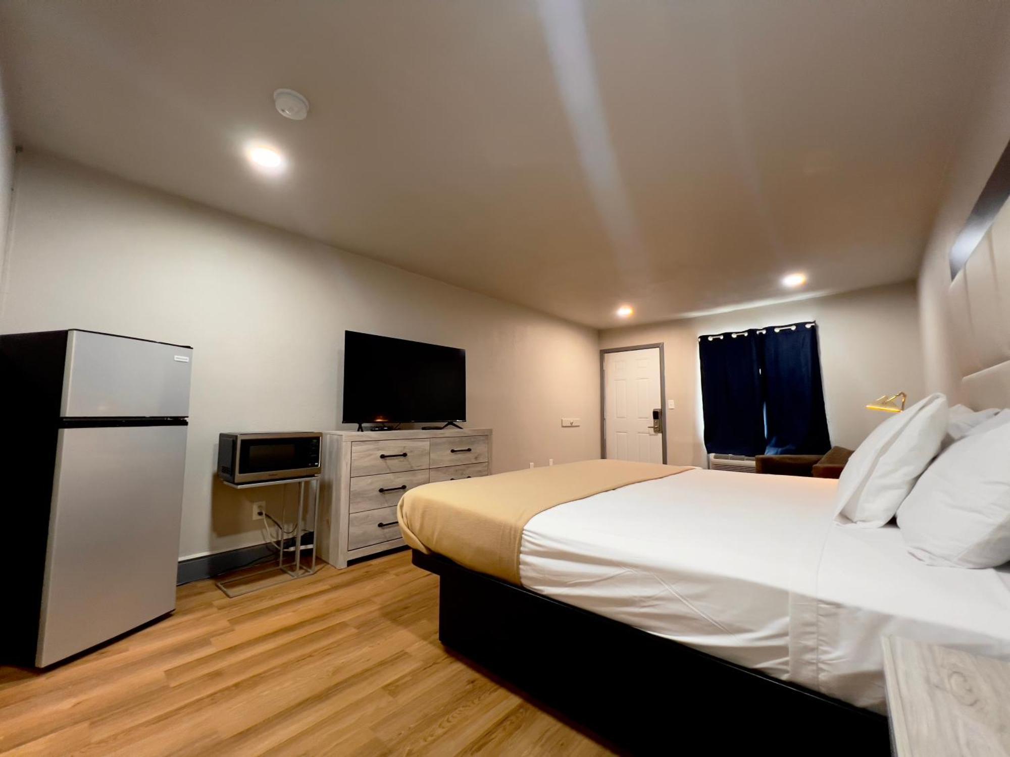 טולסה Economy Inn And Suites מראה חיצוני תמונה