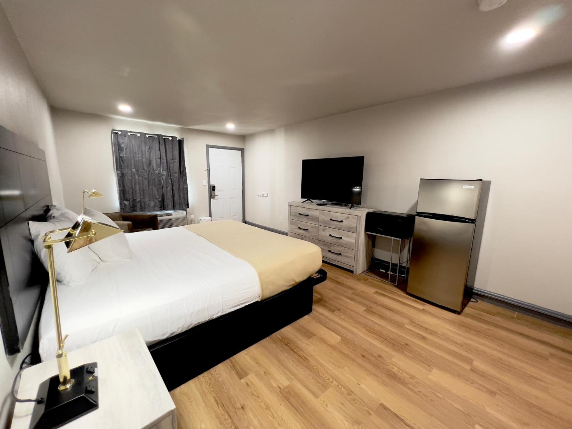 טולסה Economy Inn And Suites מראה חיצוני תמונה